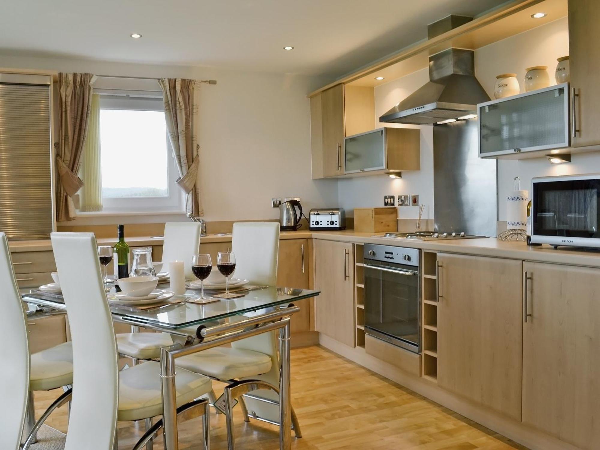 Waters Edge Villa Llanelli Eksteriør bilde